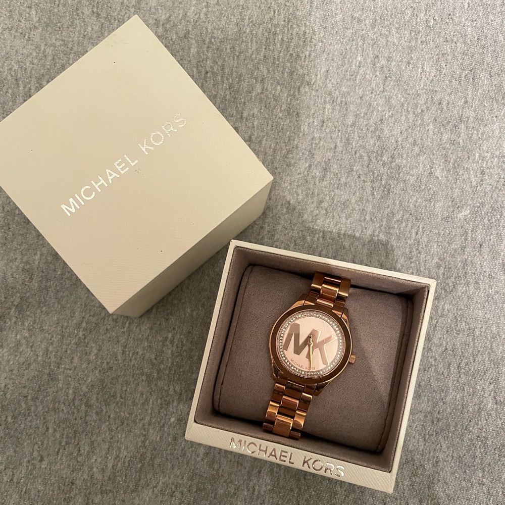 Michael Kors Rose Gold Watch (BRAND NEW)